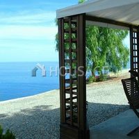 Villa in Italy, San Remo, 240 sq.m.