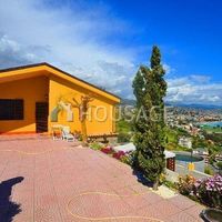 Villa in Italy, San Remo, 240 sq.m.