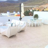 Villa in Spain, Canary Islands, Santa Cruz de Tenerife, 310 sq.m.