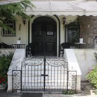 Villa in Greece, Central Macedonia, Center, 450 sq.m.