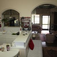 Villa in Greece, Central Macedonia, Center, 450 sq.m.