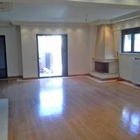 Townhouse in Greece, Attica, Athens, 470 sq.m.