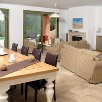 Villa in Greece, Ionian Islands, 350 sq.m.