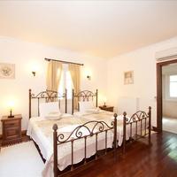 Villa in Greece, Ionian Islands, 445 sq.m.