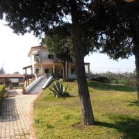 Villa in Greece, Central Macedonia, Center, 220 sq.m.