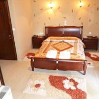 Business center in Greece, Central Macedonia, Pel, 700 sq.m.