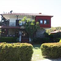 Villa in Greece, Central Macedonia, Center, 300 sq.m.