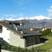 Villa in Italy, Como, 390 sq.m.