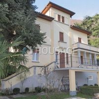 Villa in Italy, Como, 350 sq.m.