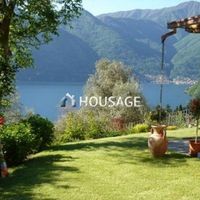 Villa in Italy, Como, 240 sq.m.