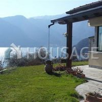 Villa in Italy, Como, 240 sq.m.
