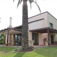 Villa in Greece, Central Macedonia, Center, 390 sq.m.