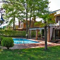 Бизнес-центр в Греции, Центральная Македония, Центр, 2244 кв.м.