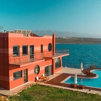 Villa in Greece, Crete, Chania, 645 sq.m.