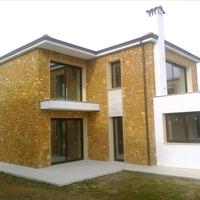 Villa in Greece, Central Macedonia, Center, 230 sq.m.