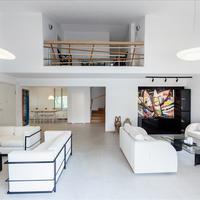 Villa in Greece, Central Macedonia, Center, 330 sq.m.