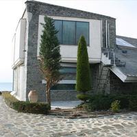 Villa in Greece, Central Macedonia, Center, 1000 sq.m.