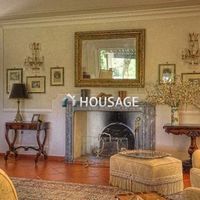 Villa in Italy, Siena, 445 sq.m.