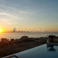 Villa in Spain, Canary Islands, Santa Cruz de Tenerife, 2100 sq.m.