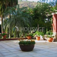 Villa in Spain, Canary Islands, Santa Cruz de Tenerife, 1502 sq.m.