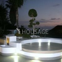 Villa in Spain, Canary Islands, Santa Cruz de Tenerife, 750 sq.m.