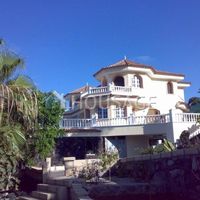 Villa in Spain, Canary Islands, Santa Cruz de Tenerife, 5480 sq.m.