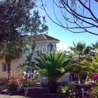 Villa in Spain, Canary Islands, Santa Cruz de Tenerife, 5480 sq.m.