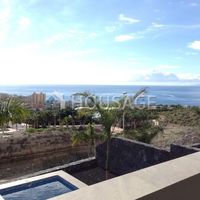 Villa in Spain, Canary Islands, Santa Cruz de Tenerife, 821 sq.m.