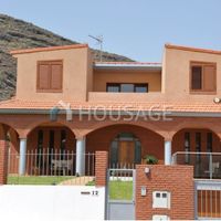Villa in Spain, Canary Islands, Santa Cruz de Tenerife, 1700 sq.m.