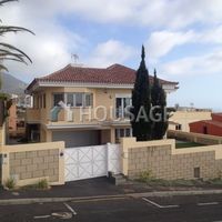 Villa in Spain, Canary Islands, Santa Cruz de Tenerife, 405 sq.m.