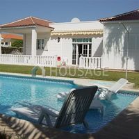 Villa in Spain, Canary Islands, Santa Cruz de Tenerife, 1080 sq.m.