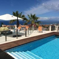 Villa in Spain, Canary Islands, Santa Cruz de Tenerife, 468 sq.m.