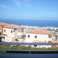 Вилла в Испании, Канарские Острова, Санта-Крус-де-Тенерифе, 850 кв.м.