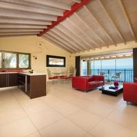 Отель (гостиница) в Греции, Ионические острова, 300 кв.м.