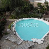 Villa in Spain, Canary Islands, Santa Cruz de Tenerife, 1338 sq.m.