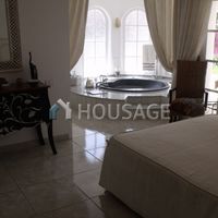 Villa in Spain, Canary Islands, Santa Cruz de Tenerife, 780 sq.m.