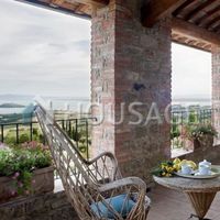 Villa in Italy, Perugia, 570 sq.m.