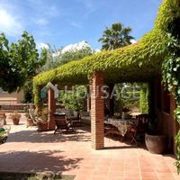 Villa in Spain, Catalunya, Sant Just Desvern, 310 sq.m.