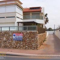 Villa in Israel, 310 sq.m.