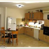 Villa in Israel, 370 sq.m.