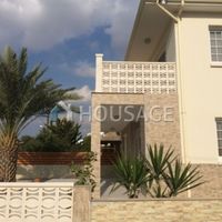 Вилла на Кипре, Ларнака