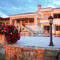 Villa in Republic of Cyprus, Eparchia Pafou, 550 sq.m.