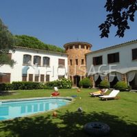 Villa in Spain, Catalunya, Sant Feliu de Guixols, 764 sq.m.