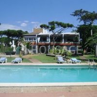 Villa in Spain, Catalunya, Gava, 500 sq.m.