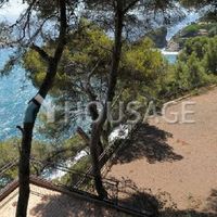 Villa in Spain, Catalunya, Girona, 540 sq.m.