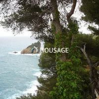 Villa in Spain, Catalunya, Girona, 540 sq.m.