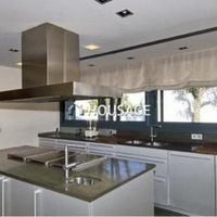 Вилла в Испании, Каталония, Сан-Андрес-де-Льеванерас, 1300 кв.м.