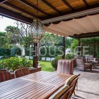 Villa in Spain, Catalunya, Gava, 494 sq.m.