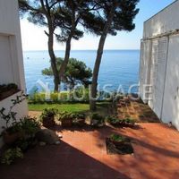 Вилла в Испании, Каталония, Жирона, 300 кв.м.