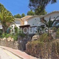 Villa in Spain, Catalunya, Girona, 340 sq.m.